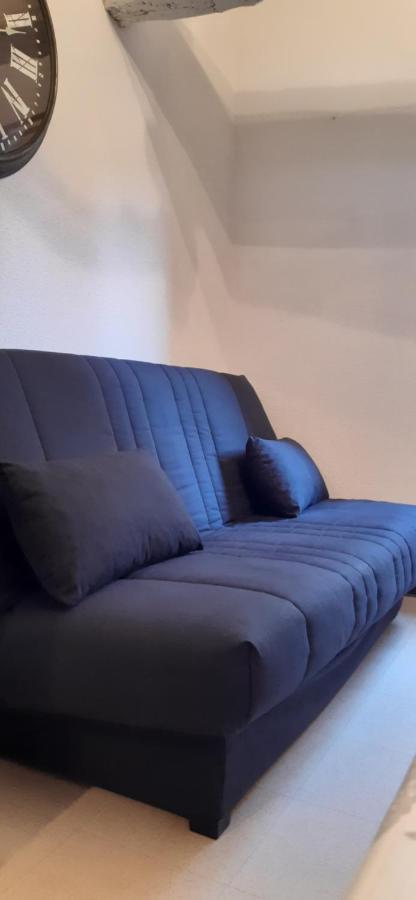 Charmant Appart 4 Personnes Plein Centre Riez Exterior photo